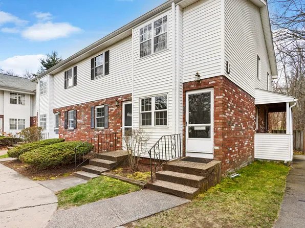 18 Bradley Circle #F, Enfield, CT 06082