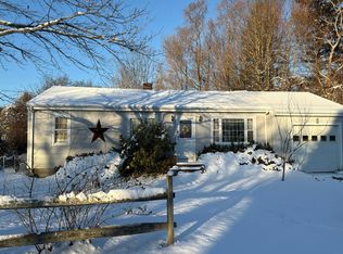 440 Sconticut Neck Rd, Fairhaven, MA 02719