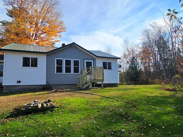 15 Naomi Avenue, Madison, ME 04950