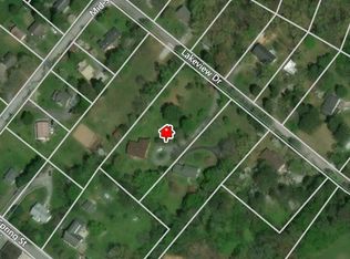 809 Lakeview Dr, Kingston, TN 37763