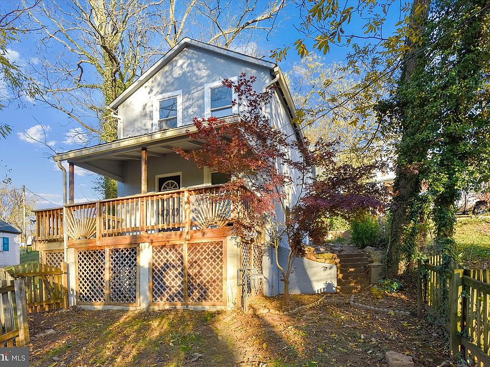 1st image of 155 Haiti St