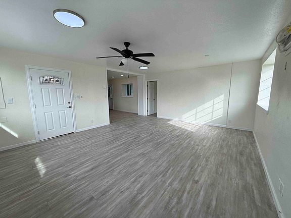 4th image of 7024 Hazel Ave Unit B