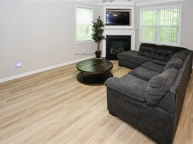7116 Blairs View Ct #7 — Photo 34