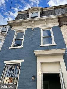 323 Peffer St, Harrisburg, PA, 17102