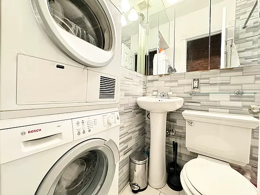 Rented by DALLAL | media 8