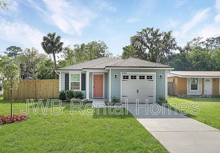 8704 7th Ave — Photo 1