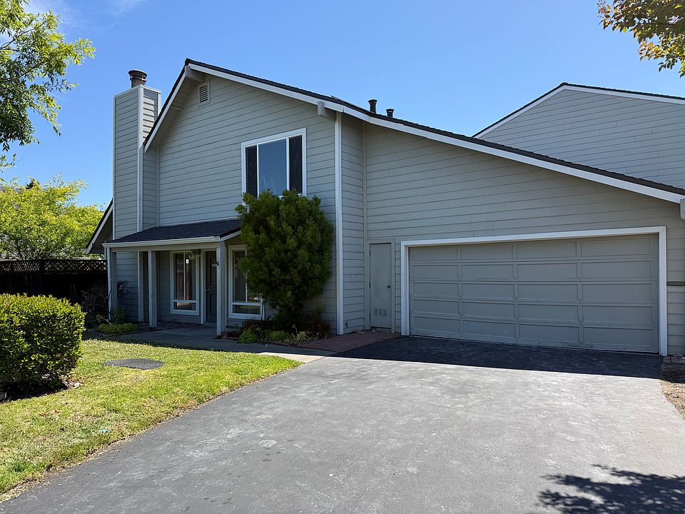 1st image of 803 Vespucci Ln