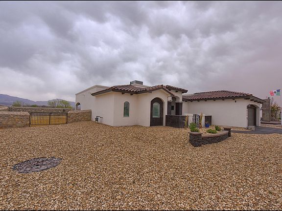 2nd image of 6124 Sara Suzann Ln