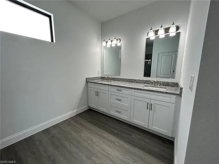 351 Ranchito Ave — Photo 7
