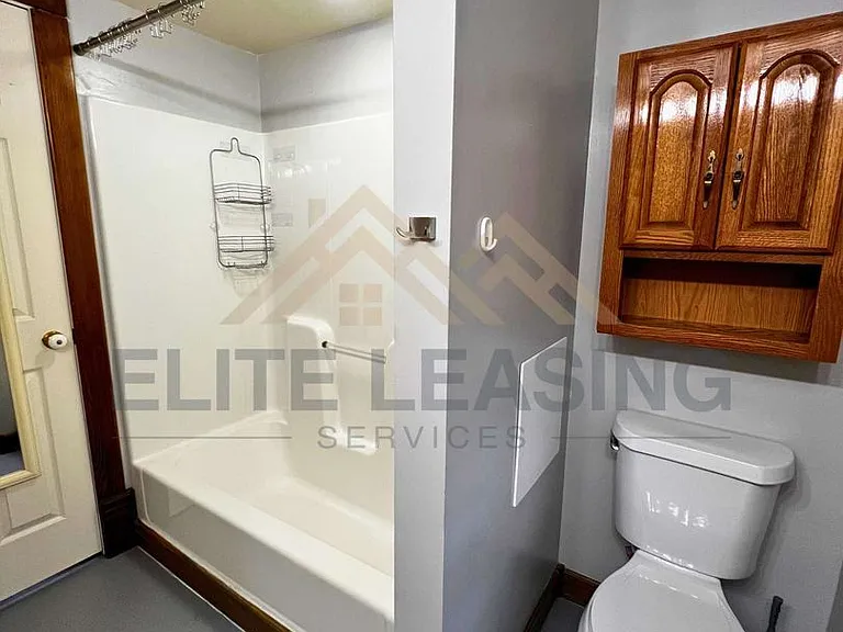 424 SW Fillmore St — Photo 8