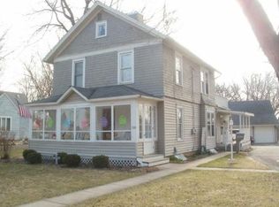 566 North Ave, Hartland, WI 53029