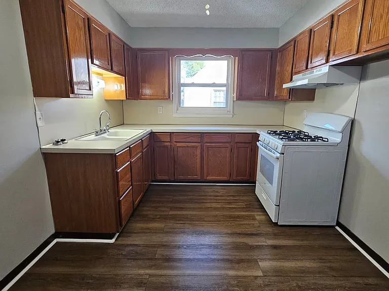 281 Augur St #2 — Photo 12