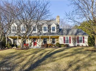 16141 Deer Lake Rd, Rockville, MD 20855
