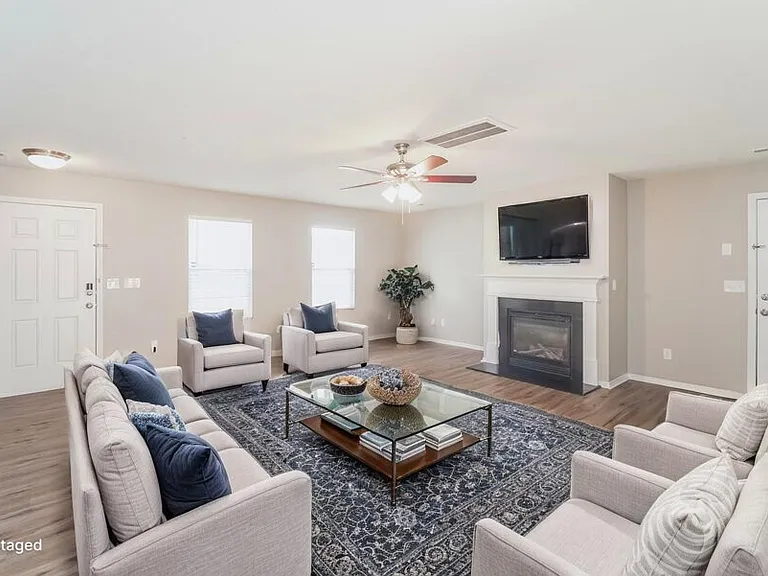 12418 Dervish Ln — Photo 6