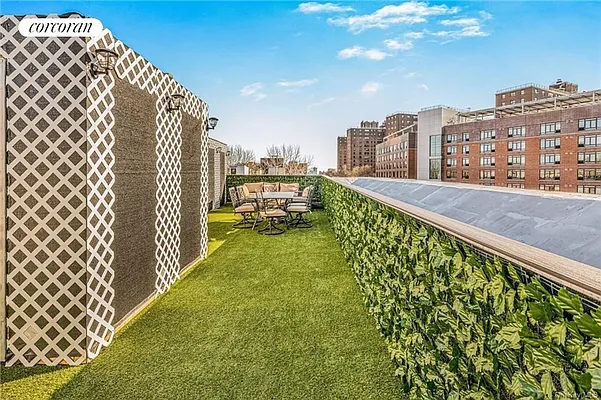 Rented by Corcoran | media 37