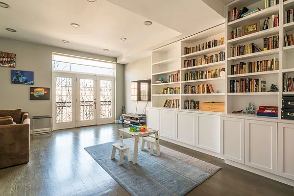 Sold by Compass | media 15