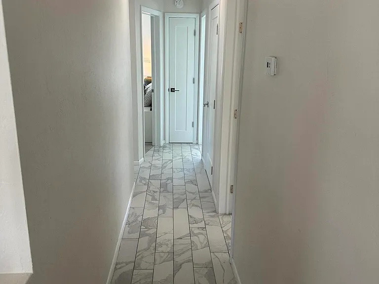 302 5th Ave — Photo 9