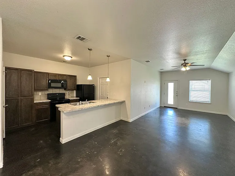 4507 Skyflower Ln — Photo 5