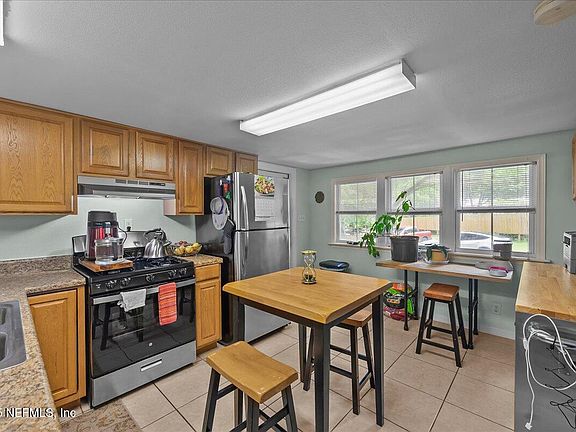 4th image of 21329 SE 111 Avenue