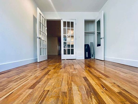 2nd image of 43 Irving Pl #A