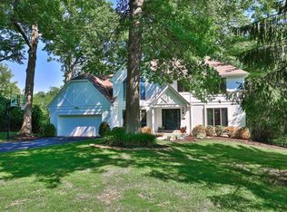 10461 Grand Oaks Ln, Cincinnati, OH 45242