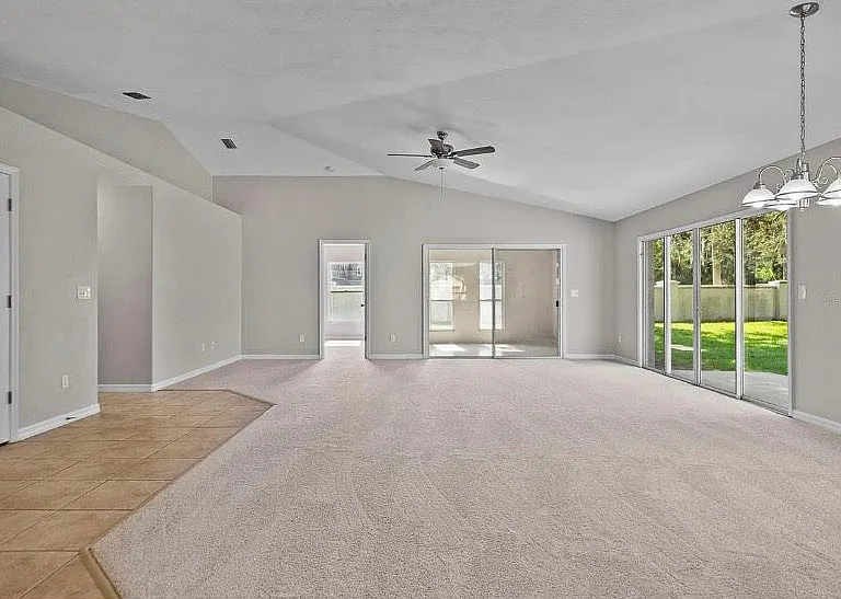18 Spinnaker Cir — Photo 4