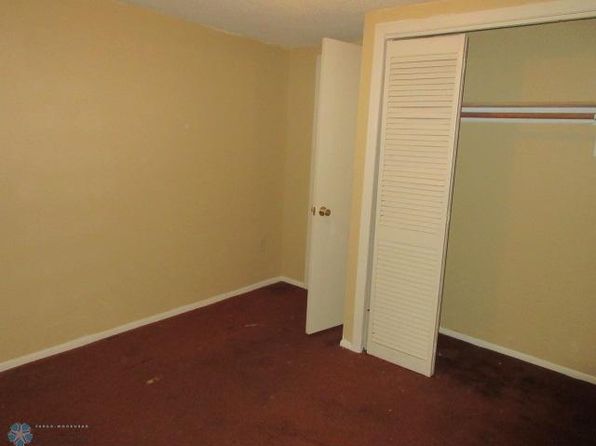 3307 Elm St N, Fargo, ND 58102