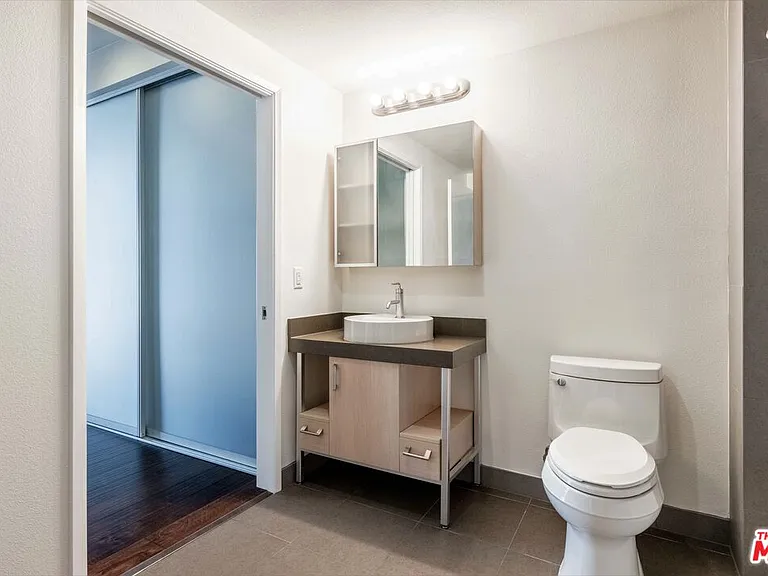 1234 Wilshire Blvd #405 — Photo 22