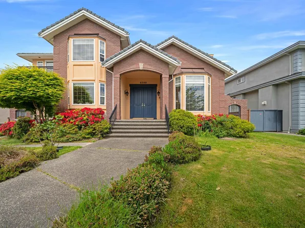 6589 Kitchener St, Burnaby, BC V5B 2J7