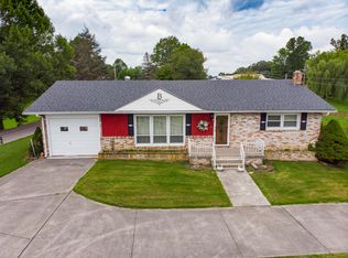 3306 Dc Caney Ridge Rd, Clintwood, VA 24228