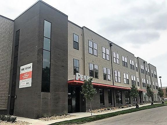 2nd image of 1295 Chesapeake Ave #208