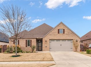 1642 Pasubio St, Springdale, AR 72762