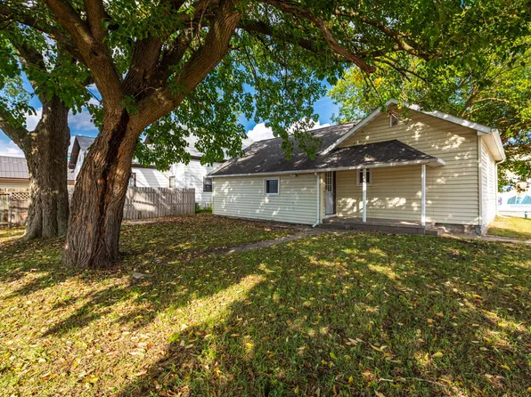 603 10th St N, La Crosse, WI 54601