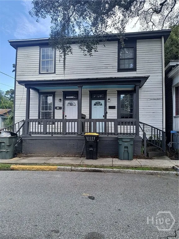 2 bed, 1.0 bath, 1000 sqft, $1,200 — Photo 1