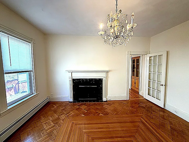 638 Pleasant St #1 — Photo 4