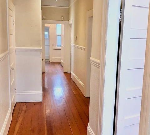 4th image of 2717 Bryant St