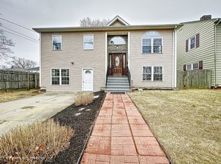 122 Osborne Ter, Springfield, MA 01104