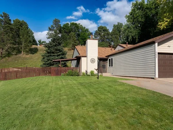 4832 Powderhorn Dr, Rapid City, SD 57702