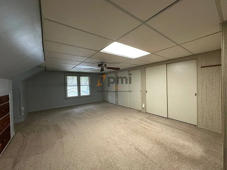 811 Institute St — Photo 12