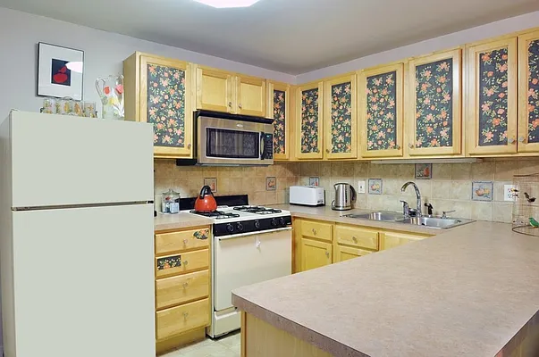 Rented by Corcoran | media 2