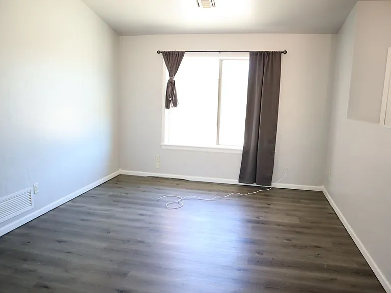 5717 E Calle De La Fresa — Photo 11
