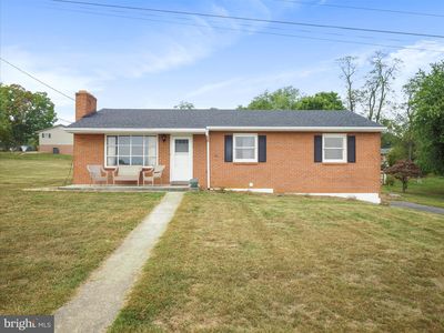 15621 Oak Rd, Waynesboro, PA, 17268