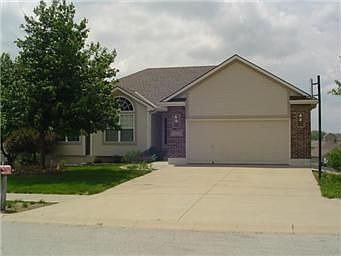 2nd image of 1902 NW Hackberry Ct