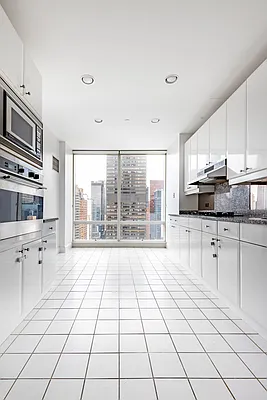 Rented by Luxury Habitat | media 25