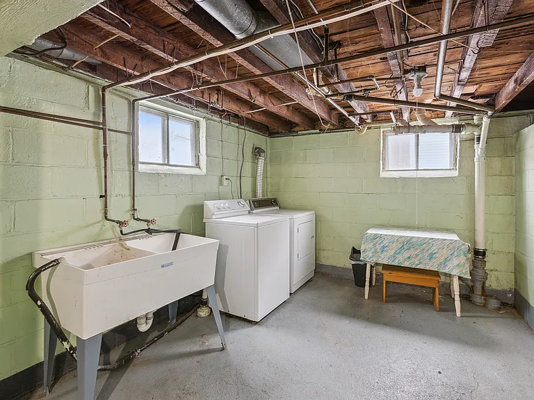 2206 S Monroe St — Photo 14