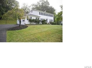 5 Higgins Dr, Stony Pt, NY 10980