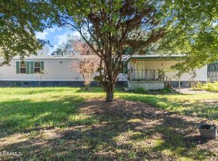 1091 Melrose Dr, Breaux Bridge, LA 70517