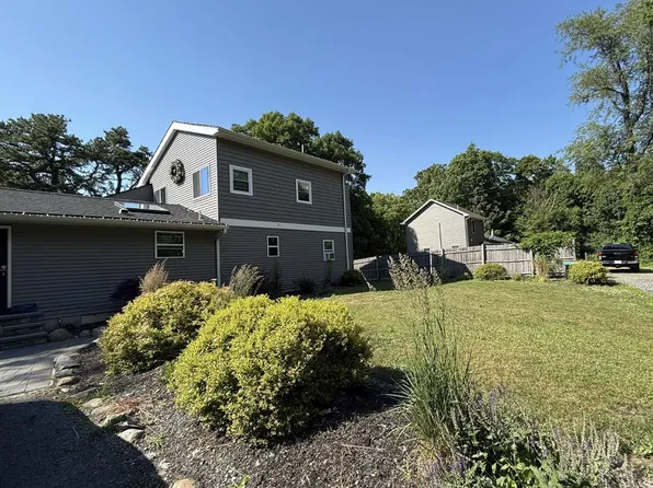 11 Summit Trail, Monroe, NY 10950