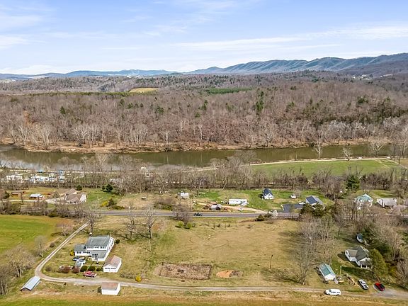 3rd image of Ivanhoe Rd