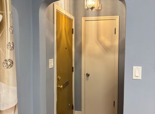 9053 S Emerald Ave, Chicago, IL 60620